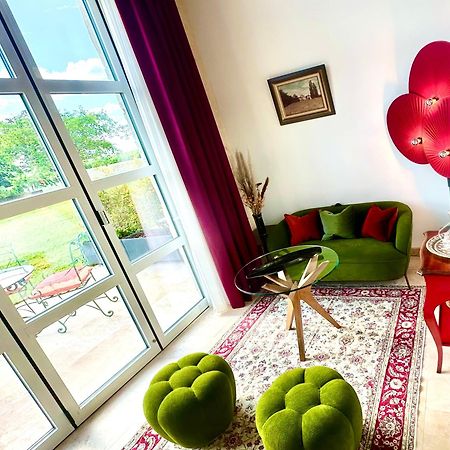 Chateau De Lafont Suites Saint-Vivien  ภายนอก รูปภาพ