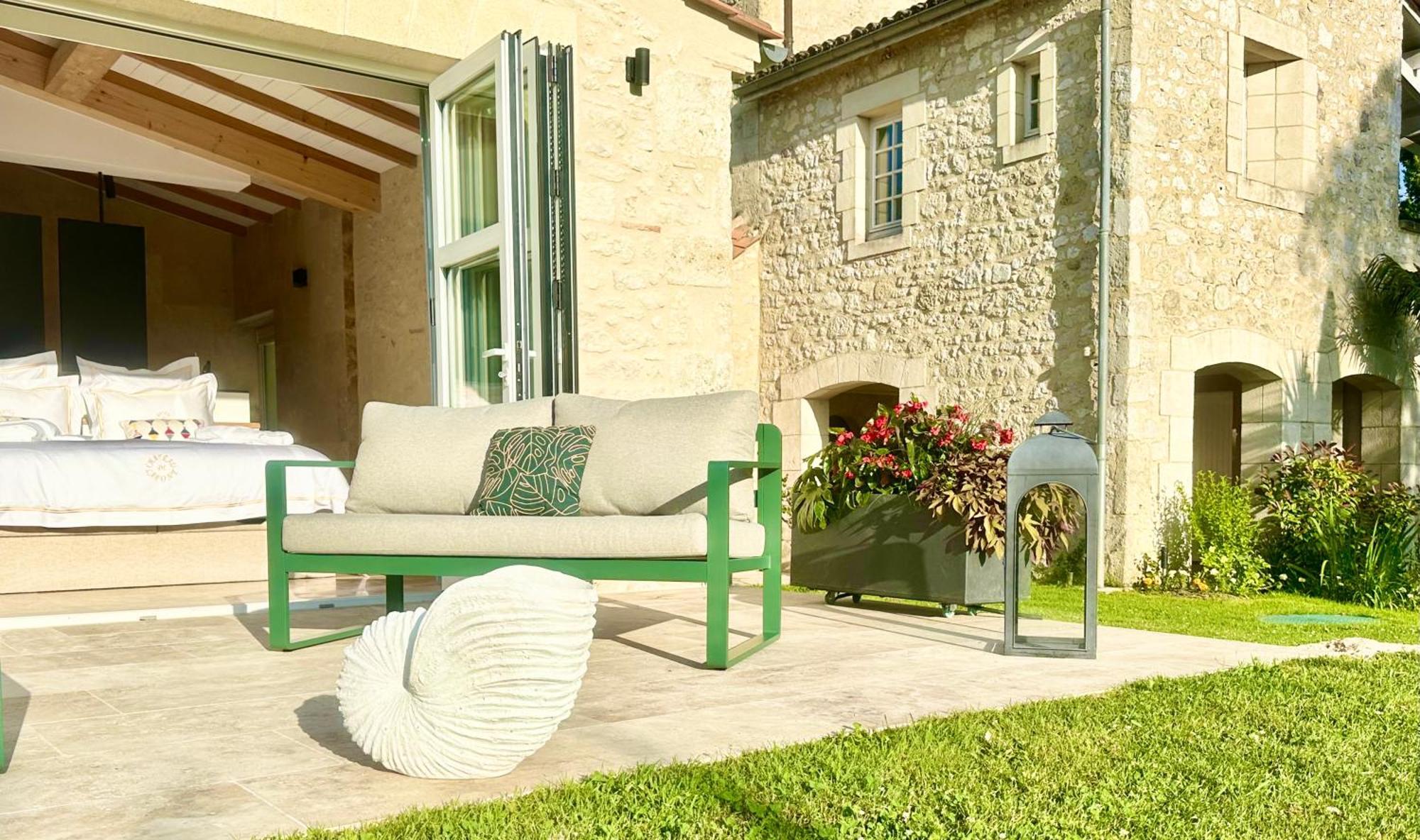Chateau De Lafont Suites Saint-Vivien  ภายนอก รูปภาพ