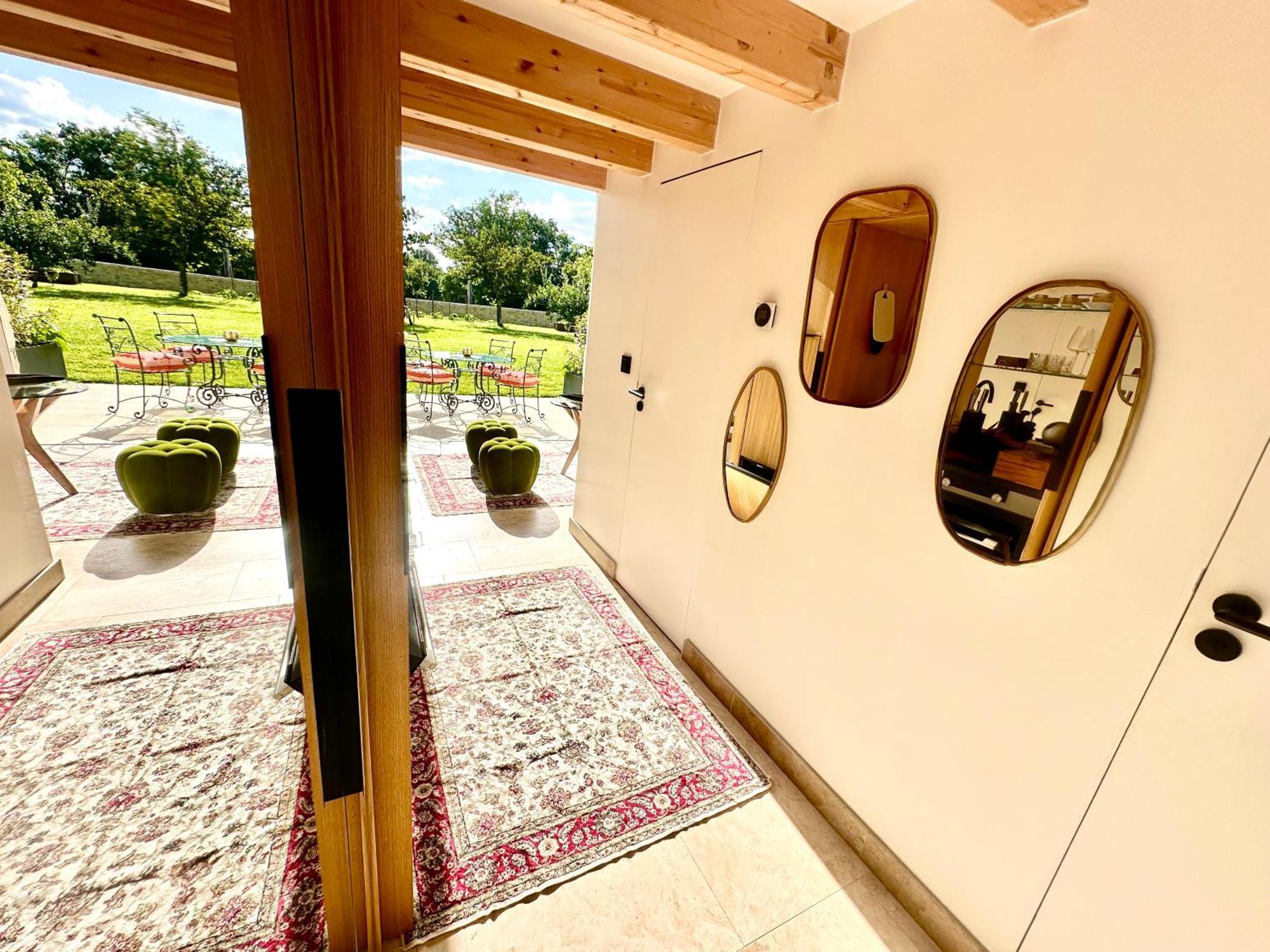Chateau De Lafont Suites Saint-Vivien  ภายนอก รูปภาพ