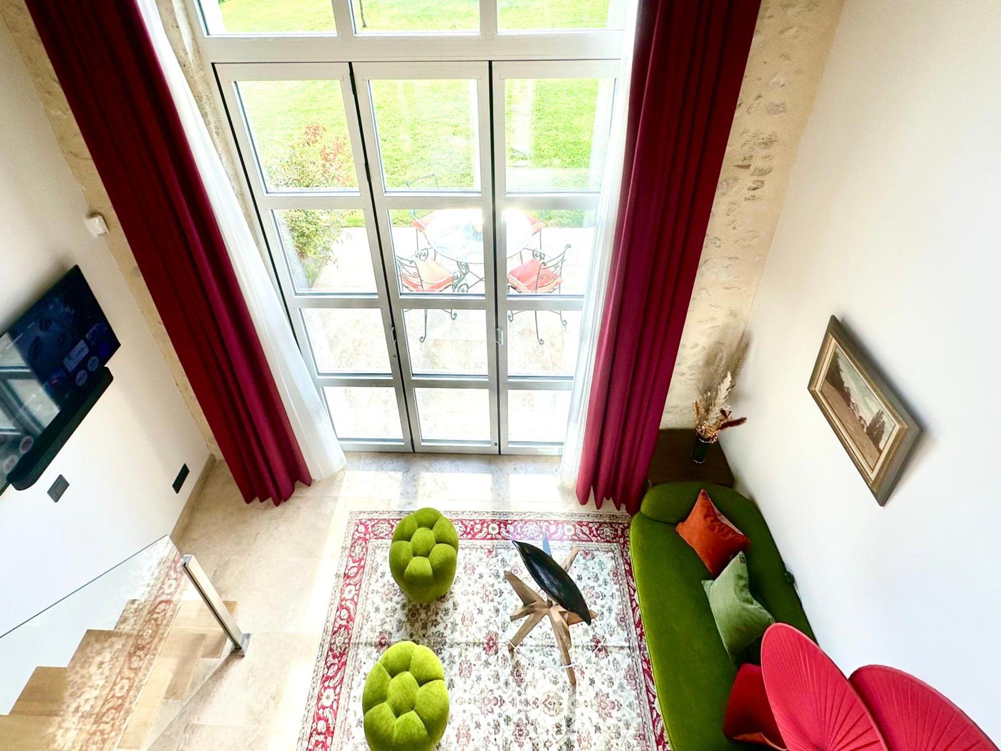 Chateau De Lafont Suites Saint-Vivien  ภายนอก รูปภาพ