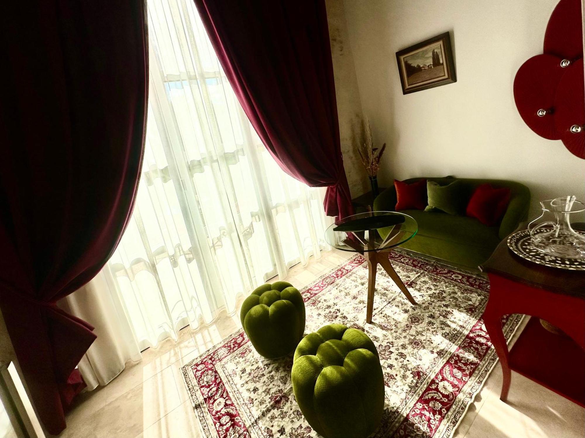 Chateau De Lafont Suites Saint-Vivien  ภายนอก รูปภาพ