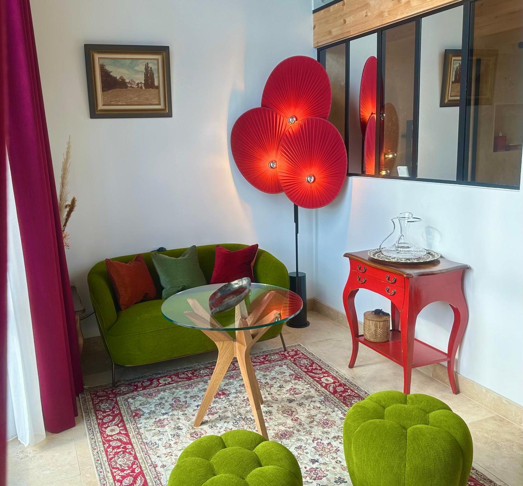 Chateau De Lafont Suites Saint-Vivien  ภายนอก รูปภาพ