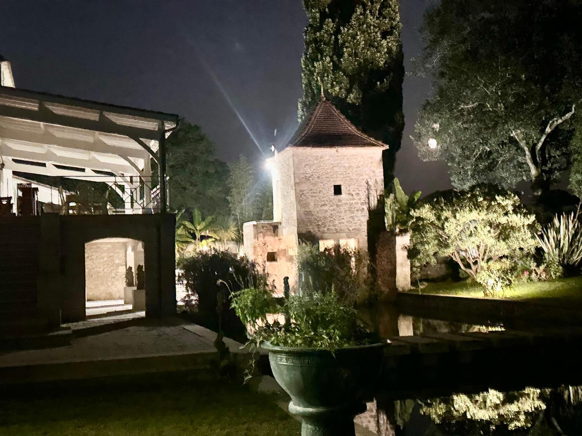 Chateau De Lafont Suites Saint-Vivien  ภายนอก รูปภาพ